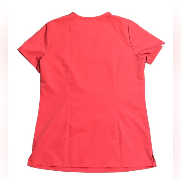 ❤️🧡 FIGS Casma™ Three-Pocket Scrub Top XS Limited Edition color Clay EUC - Picture 8 of 16